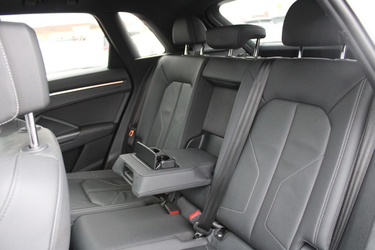 2024 Audi Q3 Progressiv 45 TFSI quattro Photo