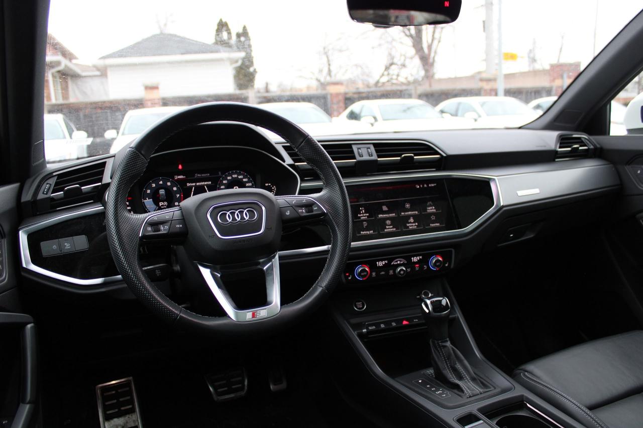 2024 Audi Q3 Progressiv 45 TFSI quattro Photo