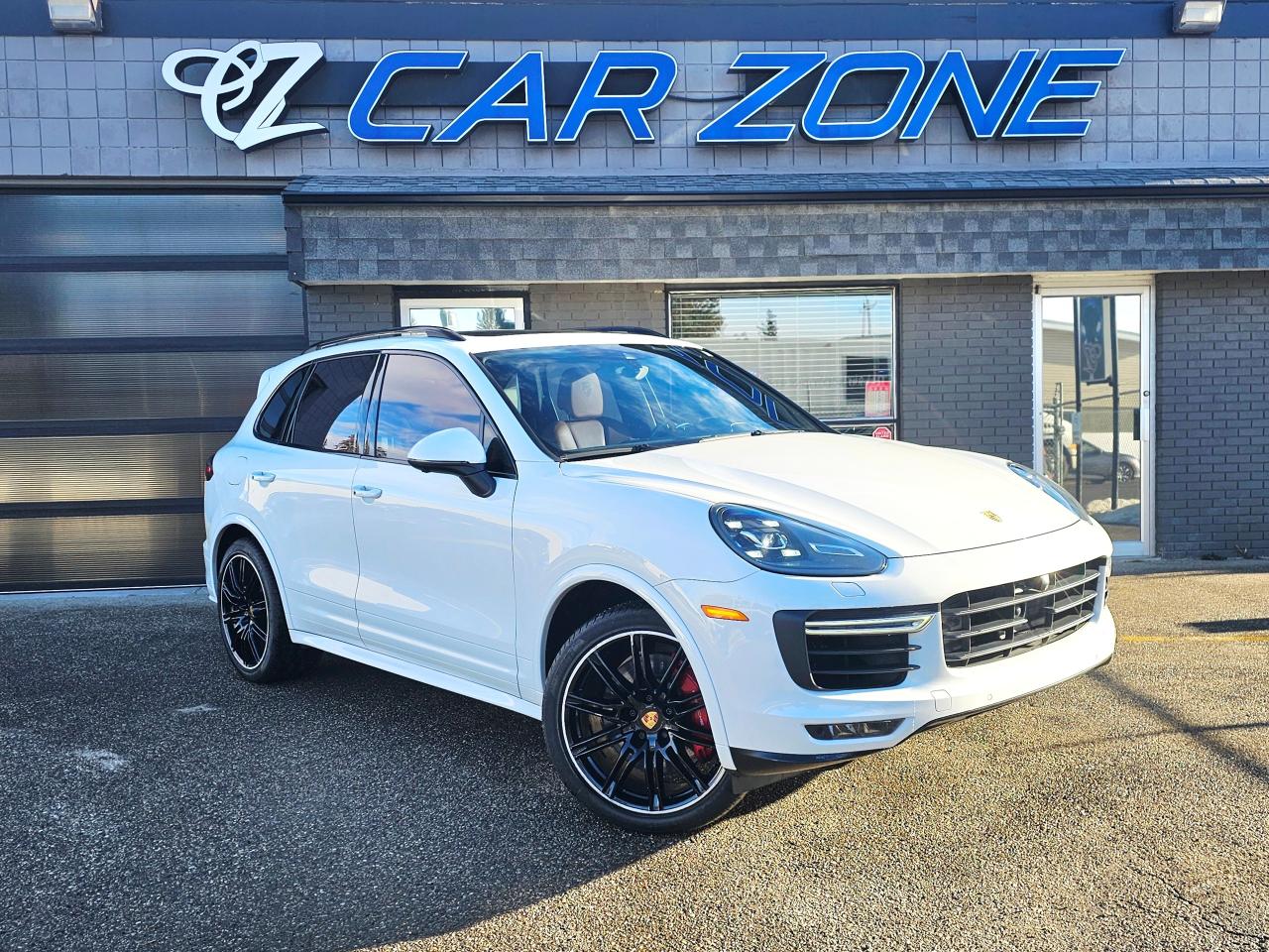 Used 2016 Porsche Cayenne TWIN TURBO | AWD for sale in Calgary, AB