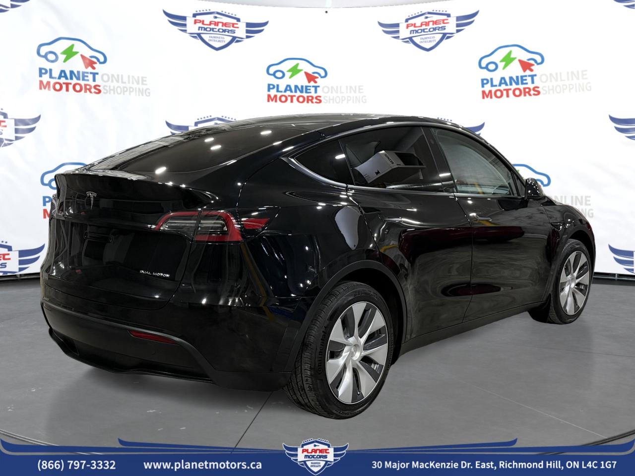 2023 Tesla Model Y LONG RANGE Photo