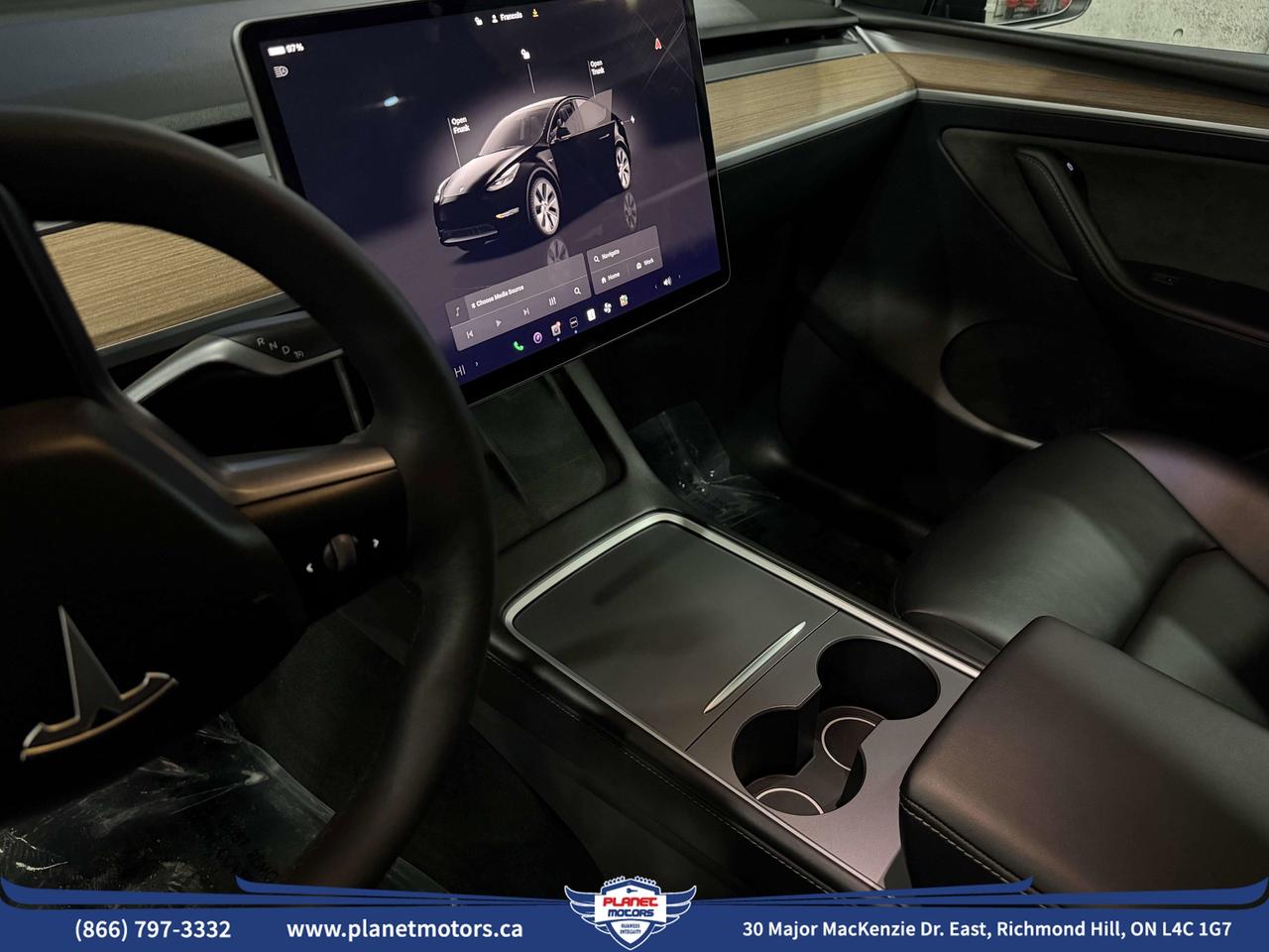 2023 Tesla Model Y LONG RANGE Photo