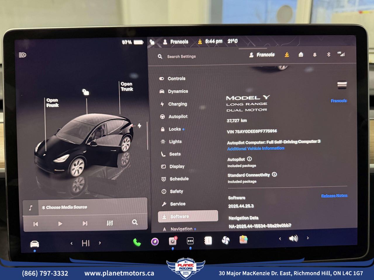 2023 Tesla Model Y LONG RANGE Photo