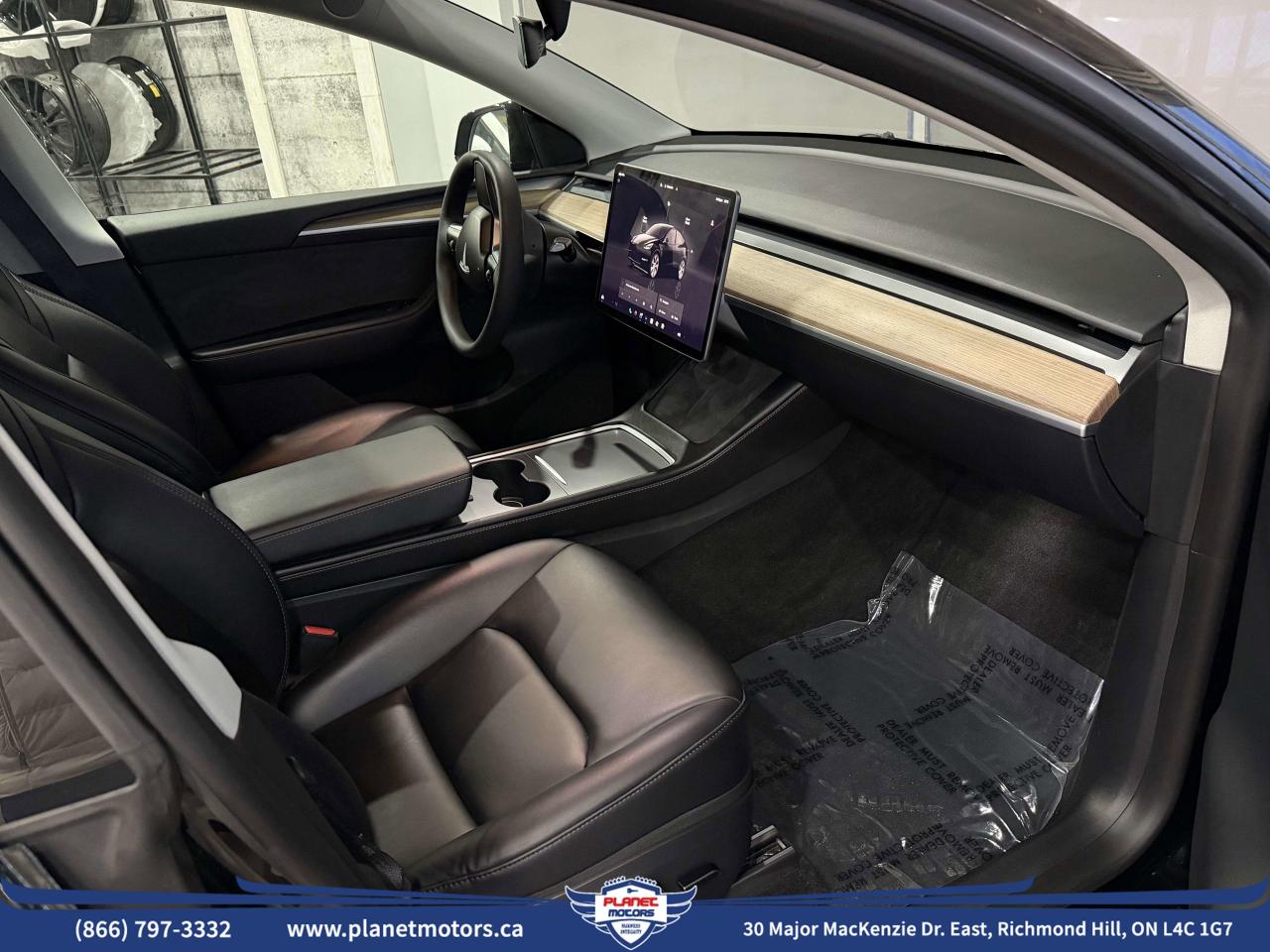 2023 Tesla Model Y LONG RANGE Photo