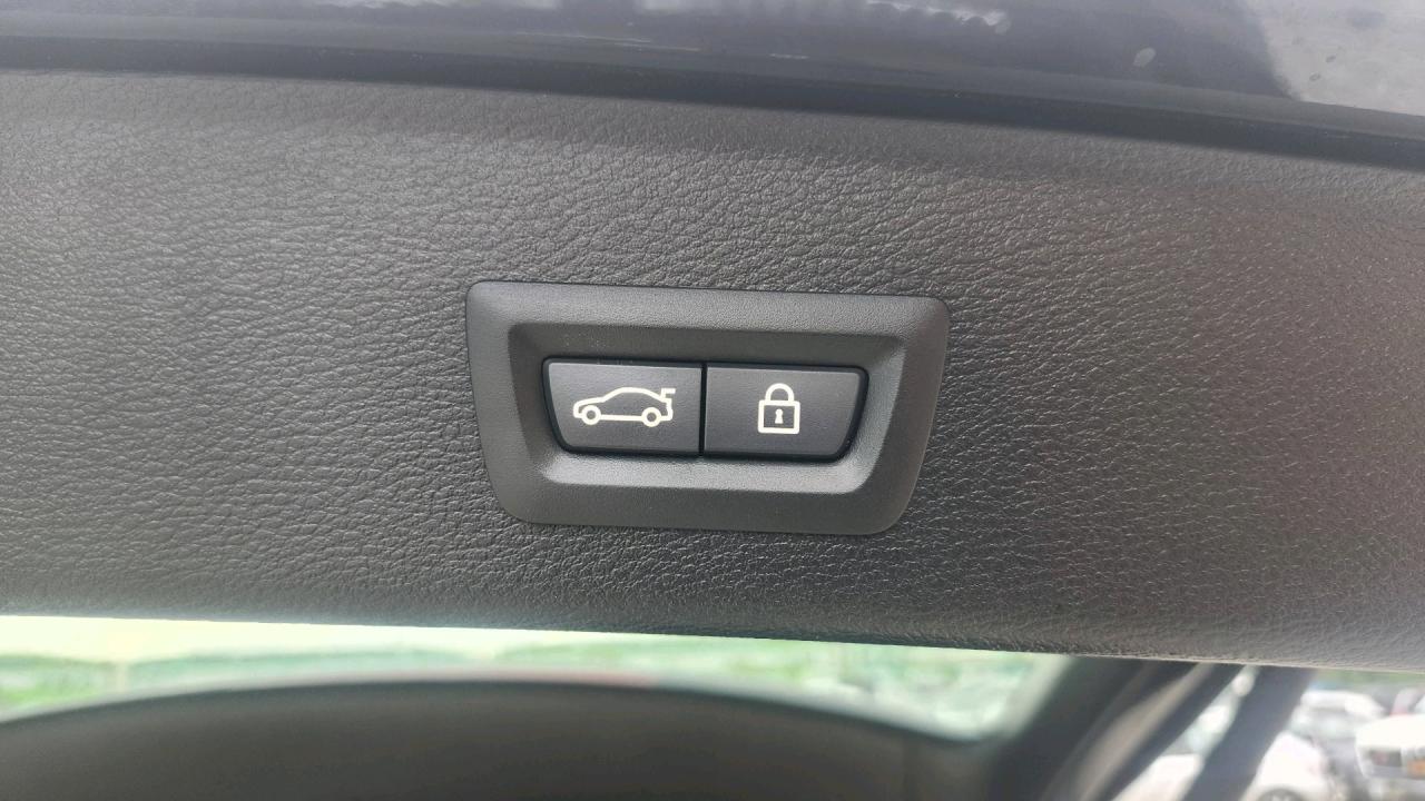 2014 BMW X6 AWD 4DR XDRIVE50I Photo