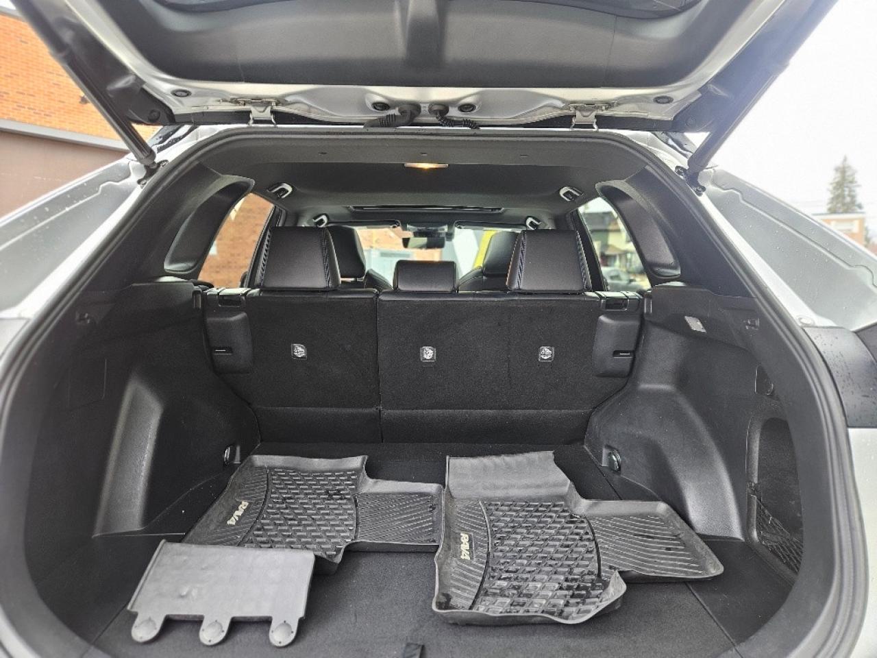 2021 Toyota RAV4 XSE HYBRID AWD-LEATHER-SUNROOF-CERTIFIED Photo