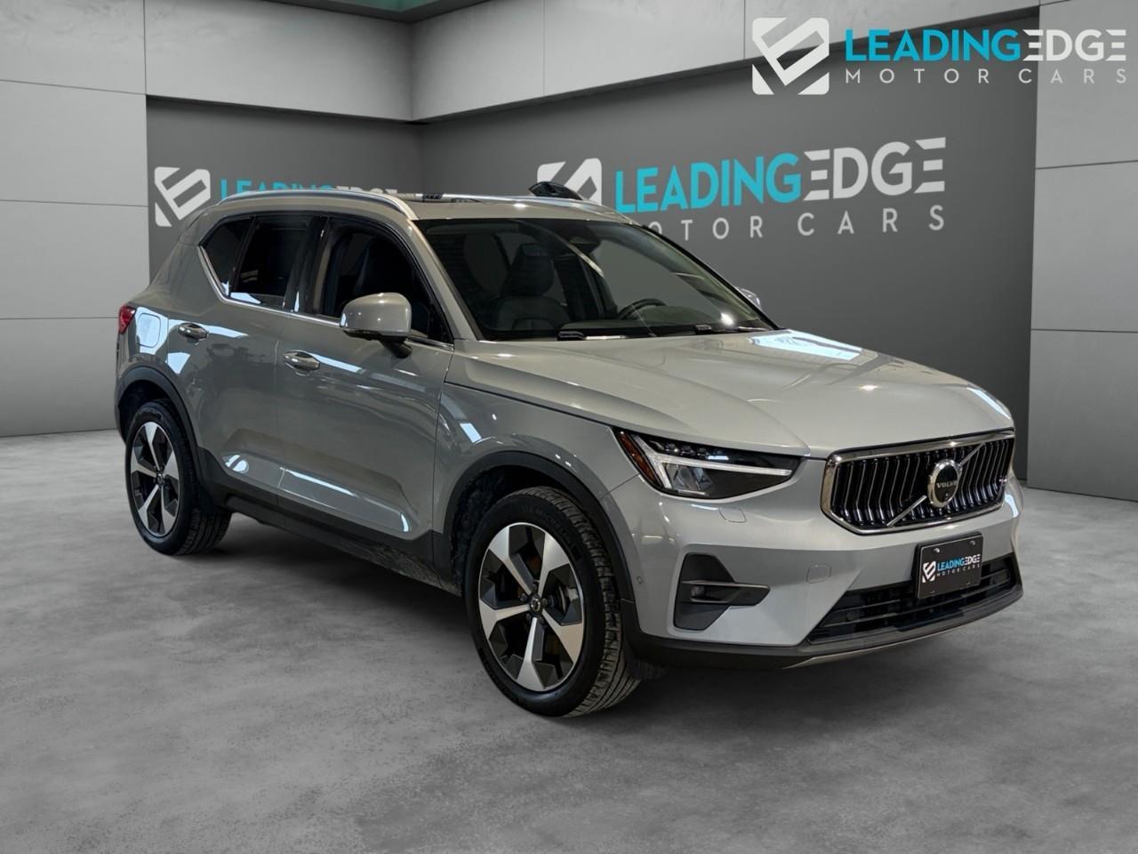 2024 Volvo XC40 B5 Plus Bright Theme Photo