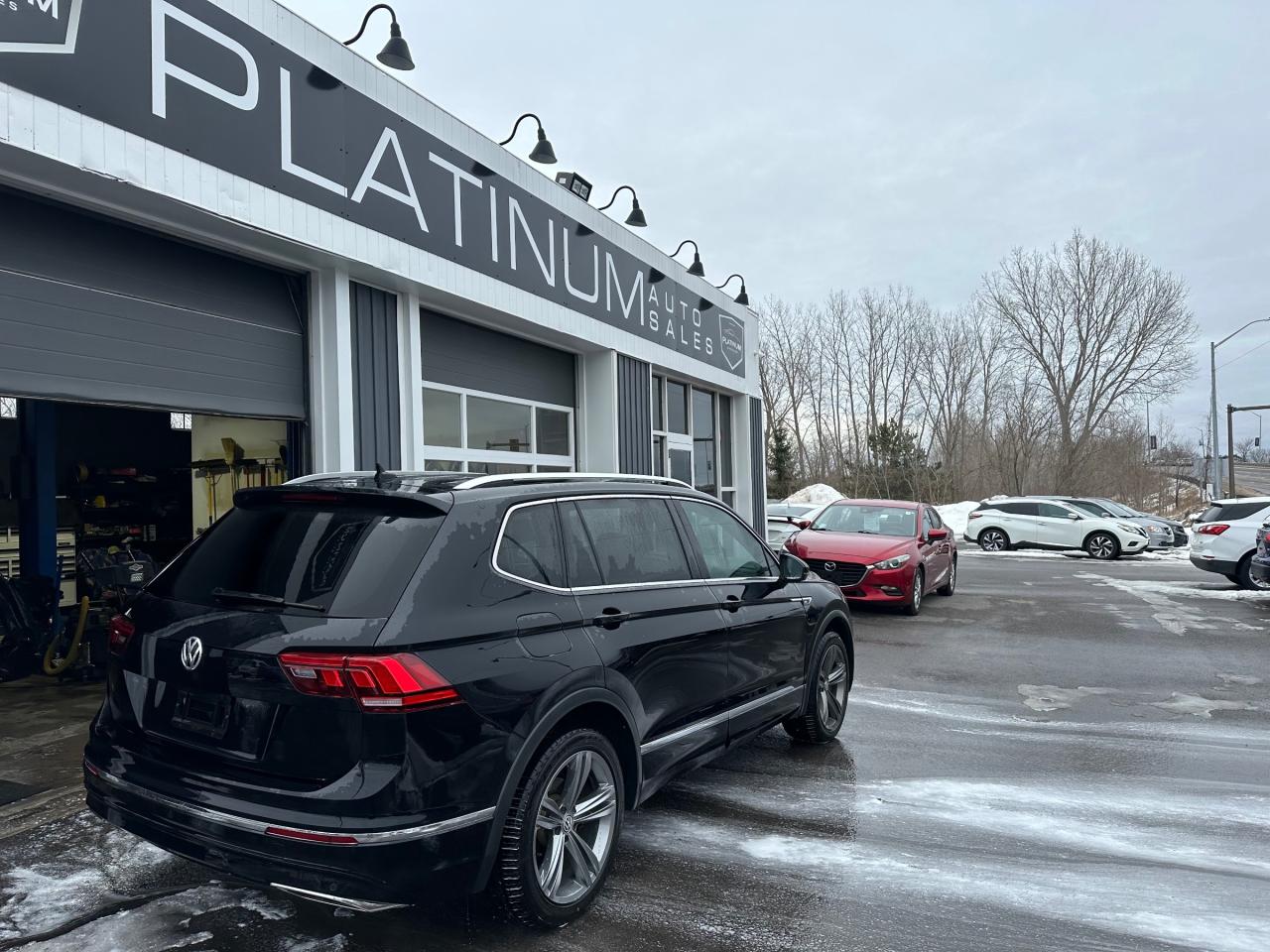 2018 Volkswagen Tiguan Highline Photo3