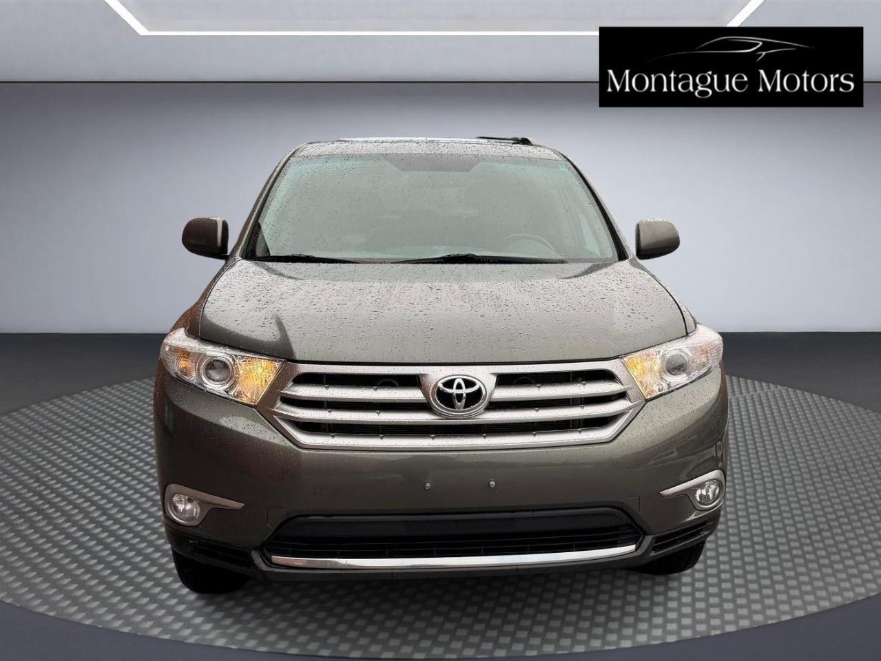 2011 Toyota Highlander 4WD 4DR Photo