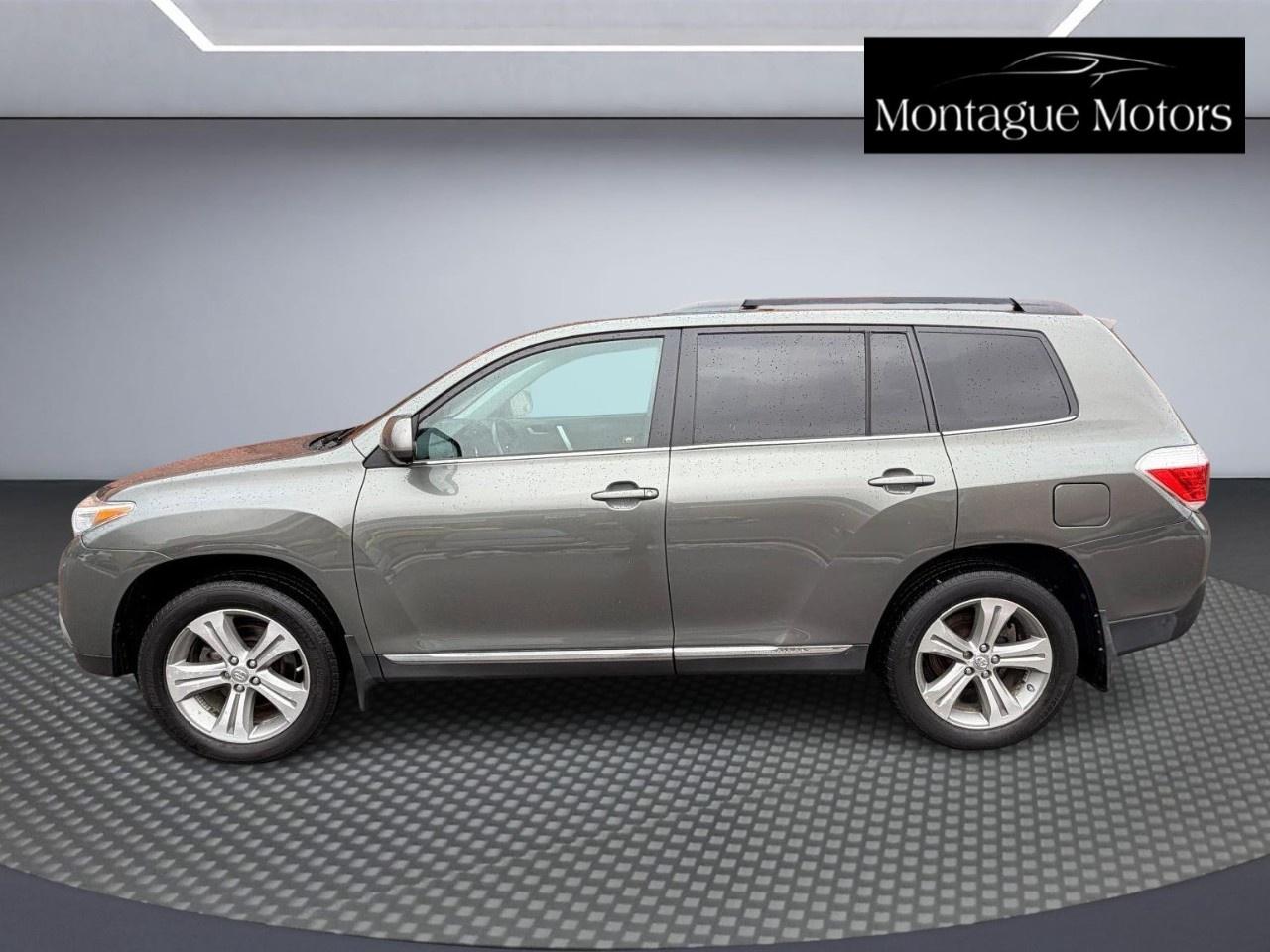 2011 Toyota Highlander 4WD 4DR Photo