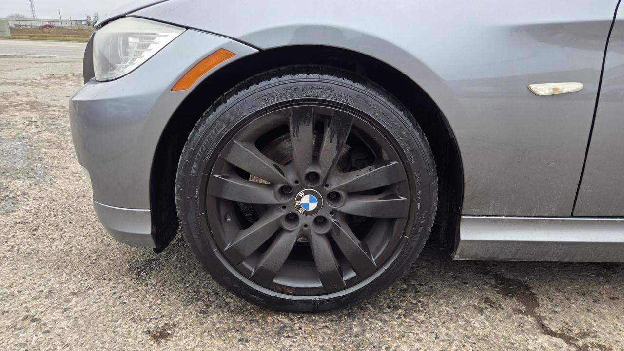 2011 BMW 3 Series 323i, AUTO, SEDAN, ONLY 157KMS, AS IS SPECIAL Photo