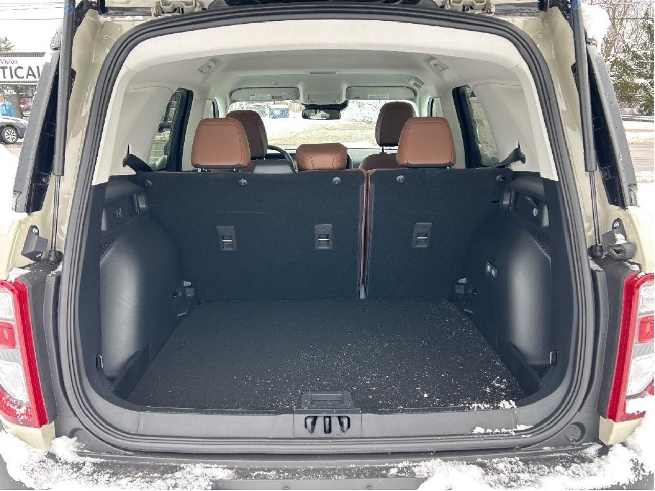 2025 Ford Bronco Sport OUTER BANKS 4x4 300A Photo