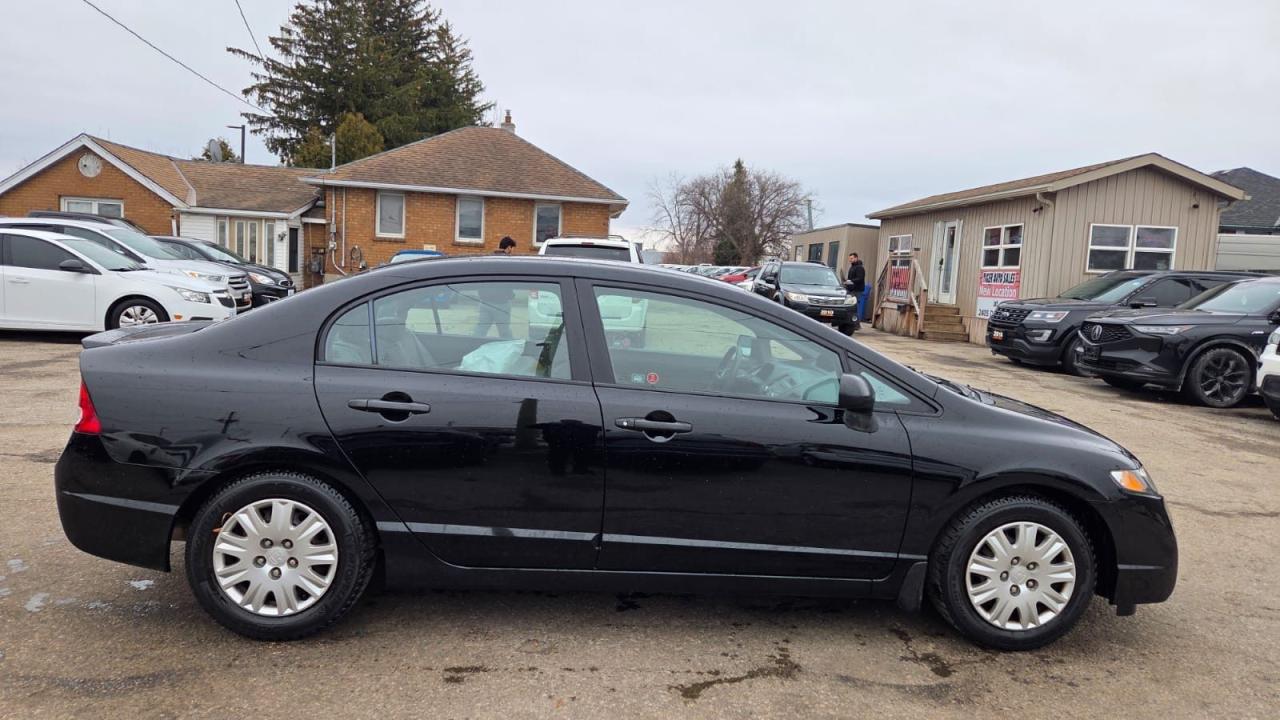 2010 Honda Civic DX, SEDAN, AUTO, ONLY 25,000KMS, CERTIFiED Photo