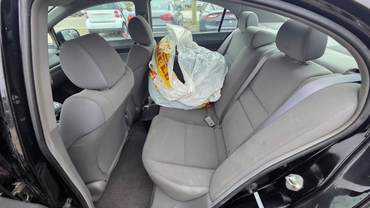 2010 Honda Civic DX, SEDAN, AUTO, ONLY 25,000KMS, CERTIFiED Photo