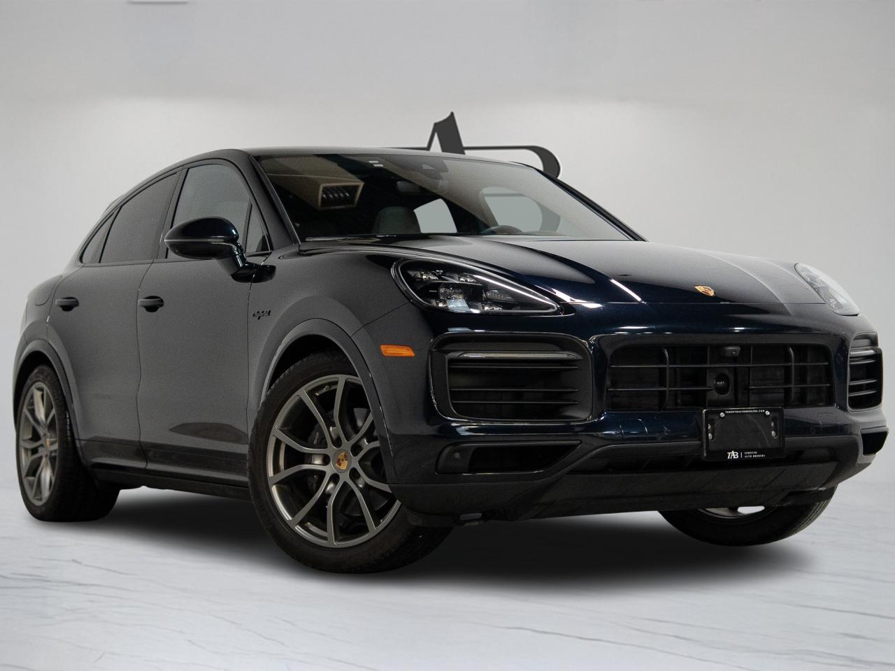2023 Porsche Cayenne PLATINUM | E-HYBRID | COUPE | PREMIUM PLUS | 21 IN Photo