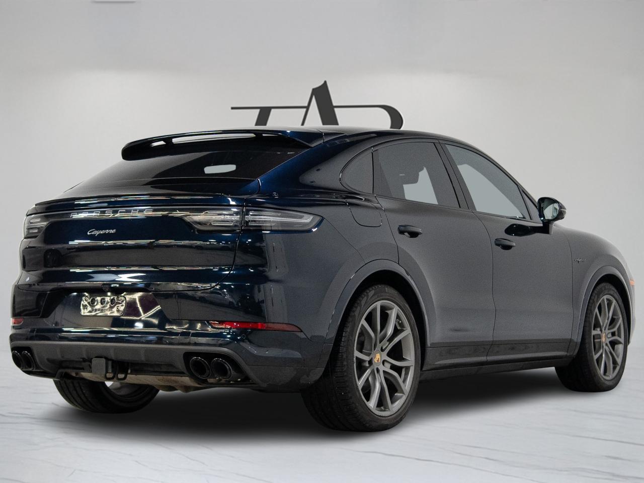 2023 Porsche Cayenne PLATINUM | E-HYBRID | COUPE | PREMIUM PLUS | 21 IN Photo