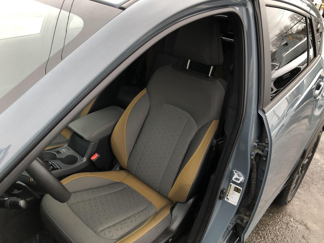 2024 Subaru XV Crosstrek Onyx ONYX, ONLY 22KKMS, ROOF, HTD. SEATS, BK. CAM, Photo