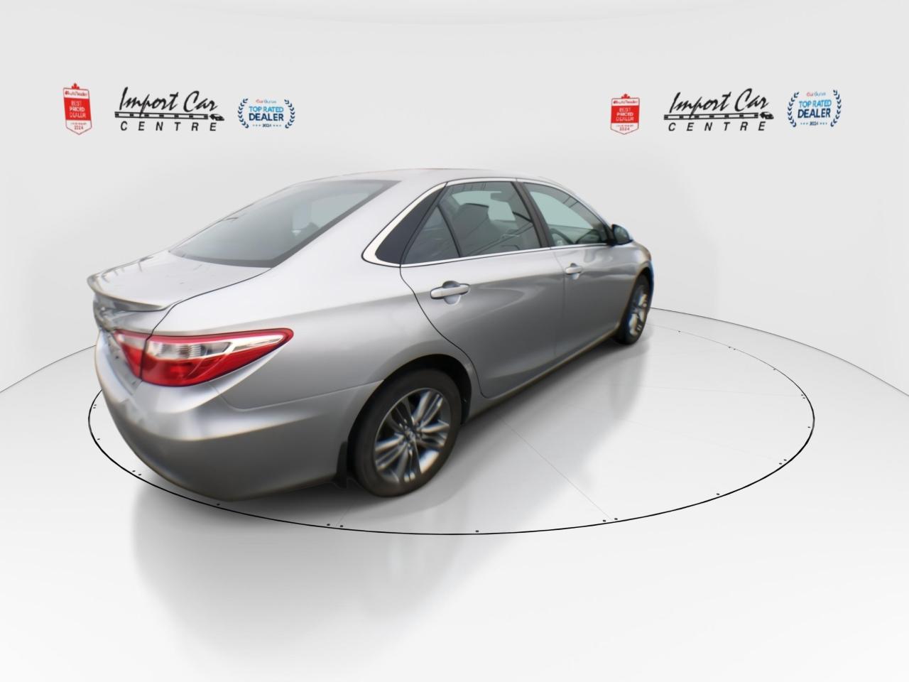 2017 Toyota Camry SE SE, SOFTEX/FABRIC, HTD. SEATS, BK. CAM, ALLOYS Photo