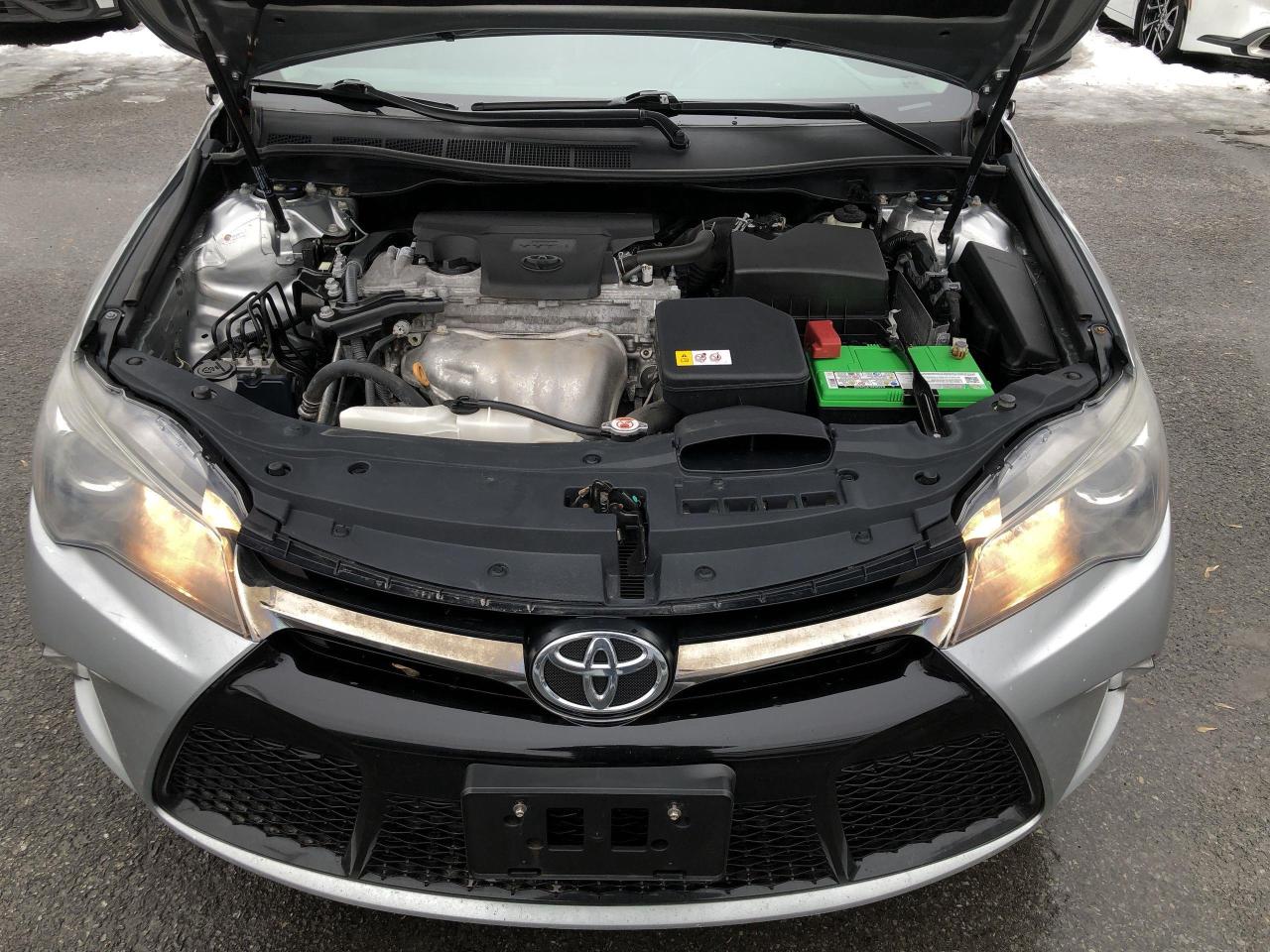 2017 Toyota Camry SE SE, SOFTEX/FABRIC, HTD. SEATS, BK. CAM, ALLOYS Photo