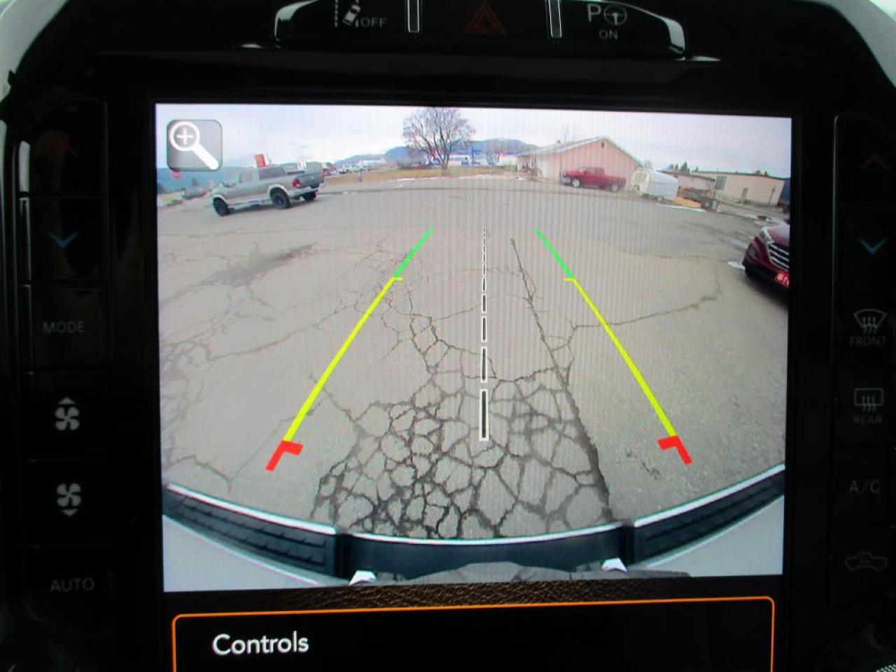 2020 RAM 1500 LARAMIE QUAD CAB 4WD - Photo #17