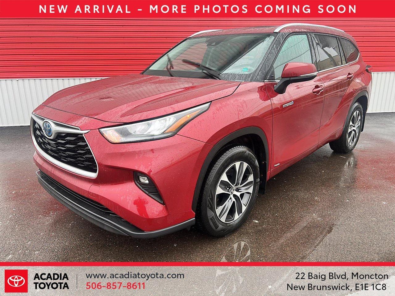 Used 2021 Toyota Highlander HYBRID XLE for sale in Moncton, NB