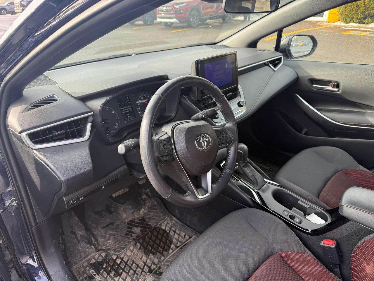 2023 Toyota Corolla SE Photo