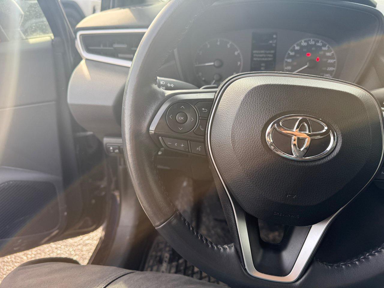 2023 Toyota Corolla SE Photo