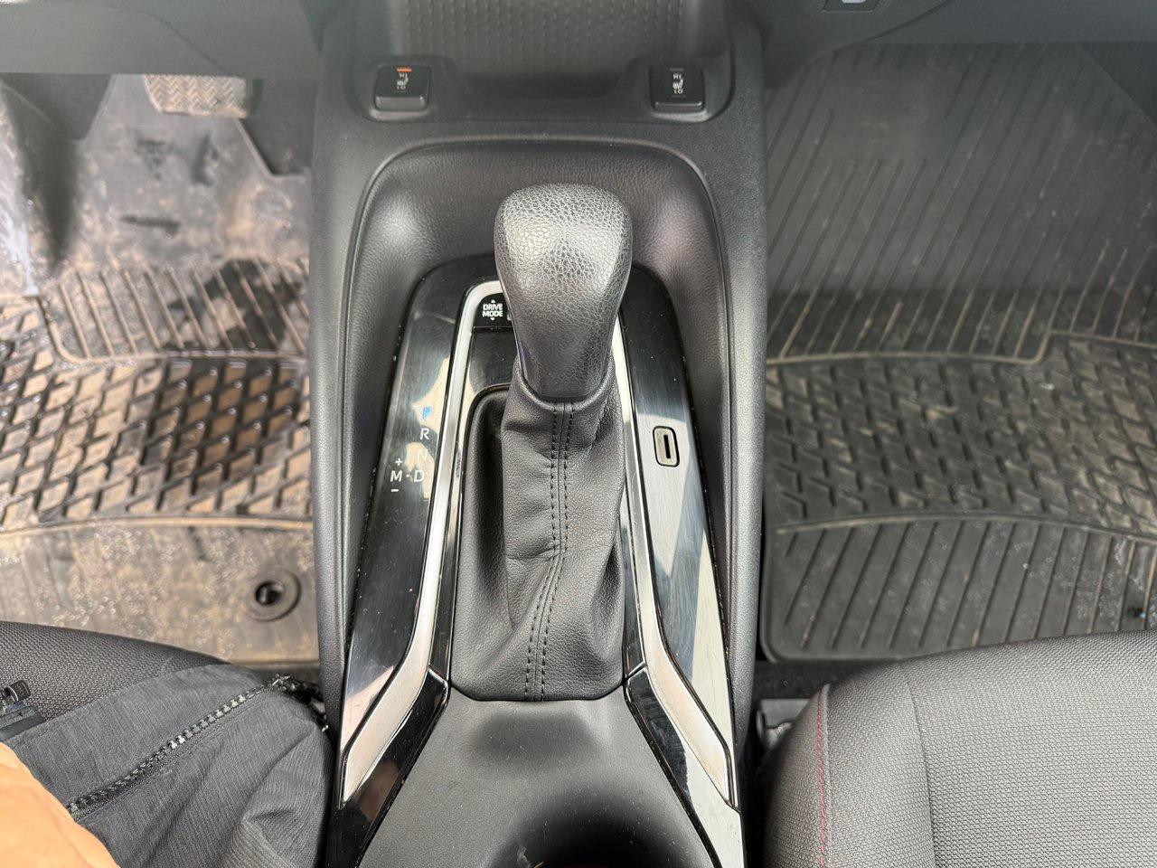 2023 Toyota Corolla SE Photo