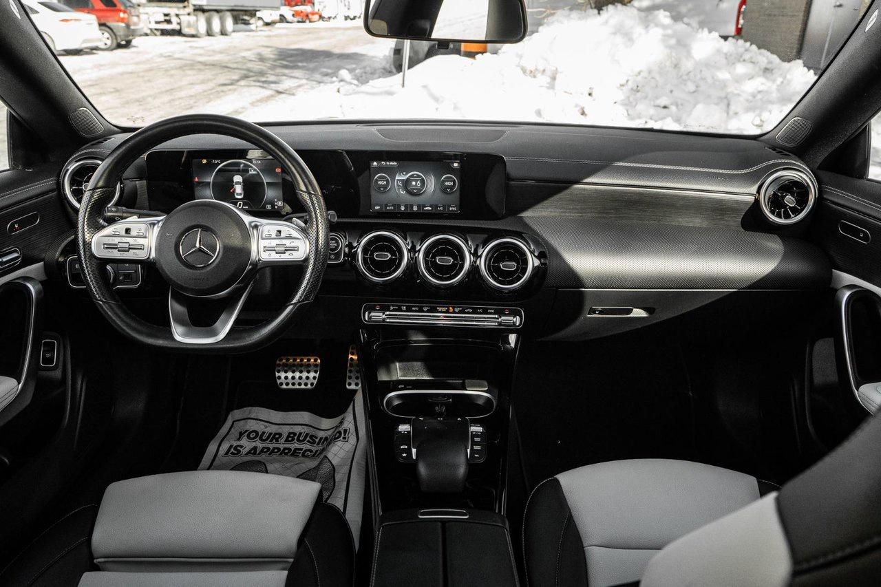 2022 Mercedes-Benz CLA-Class CLA 250 Photo
