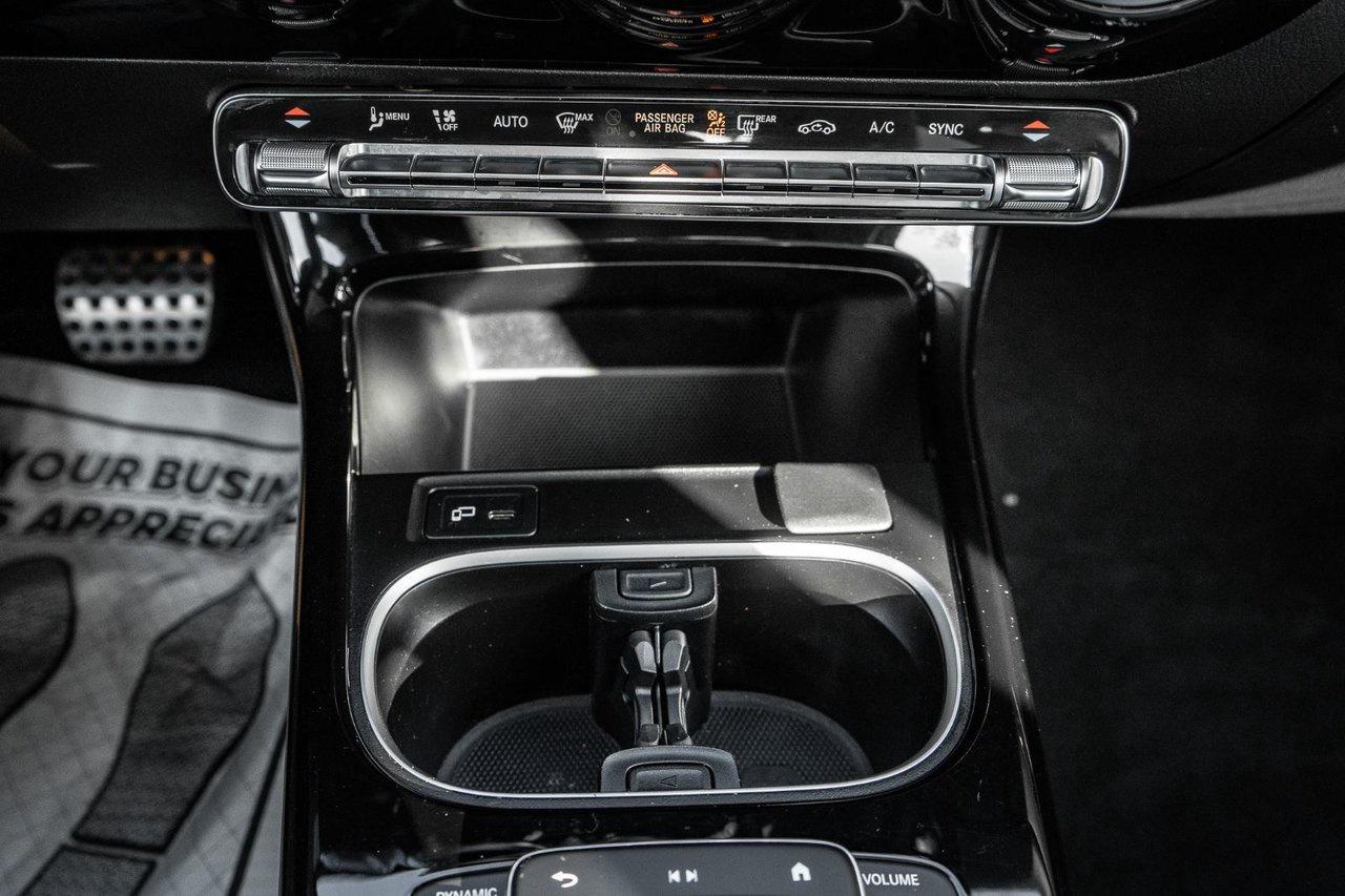 2022 Mercedes-Benz CLA-Class CLA 250 Photo