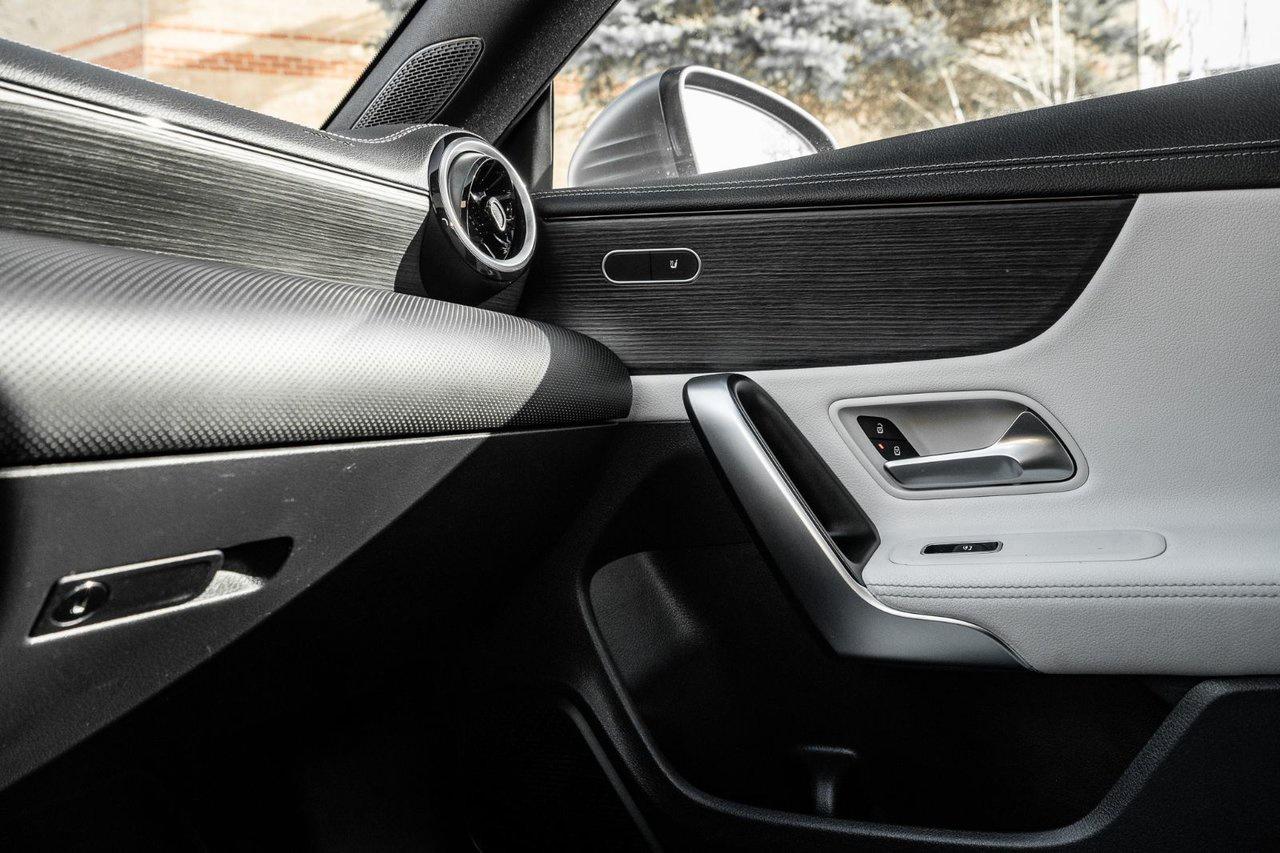 2022 Mercedes-Benz CLA-Class CLA 250 Photo