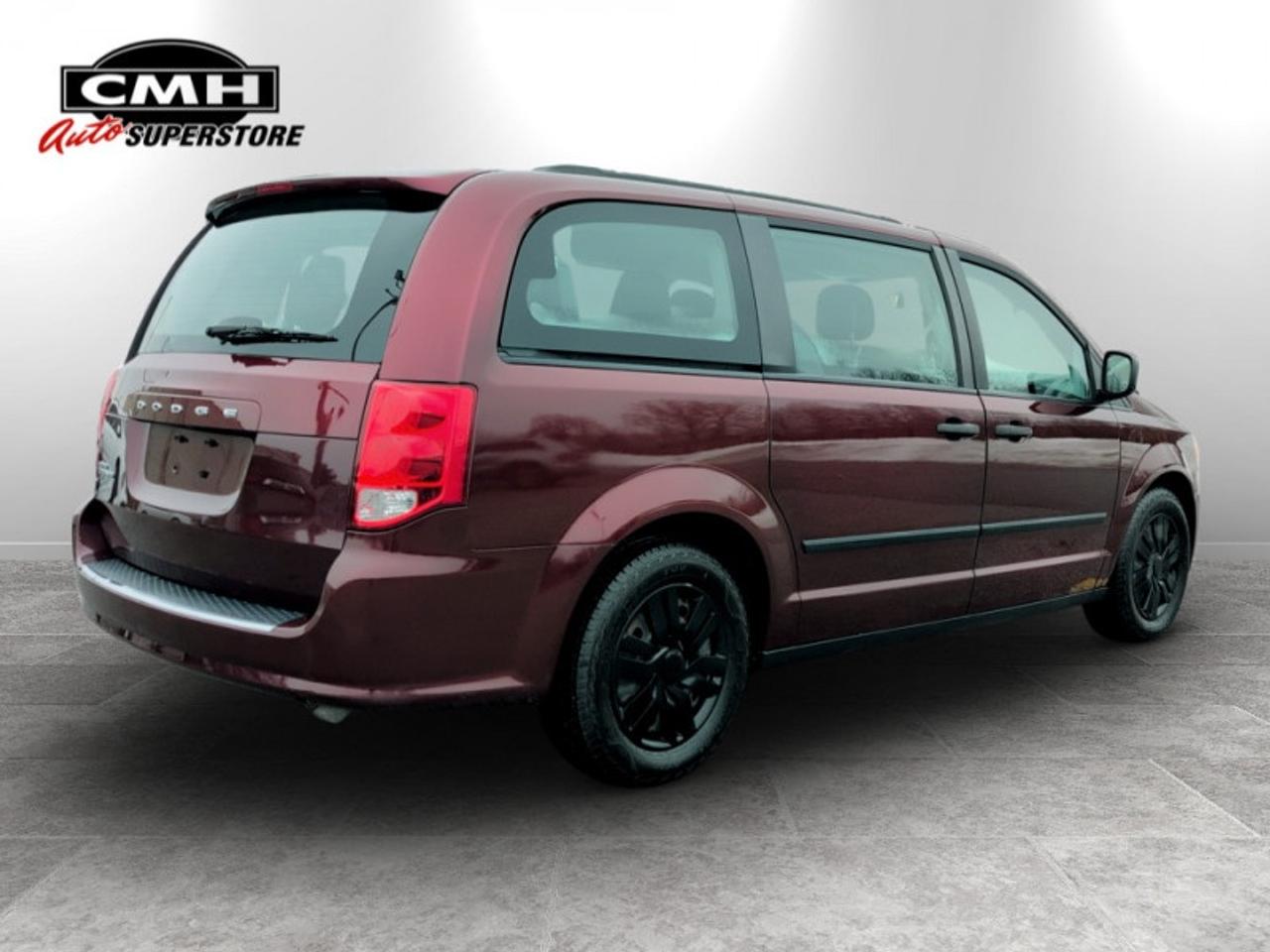 2017 Dodge Grand Caravan SE ``Canada Value Pkg``  **LOW KMS** Photo