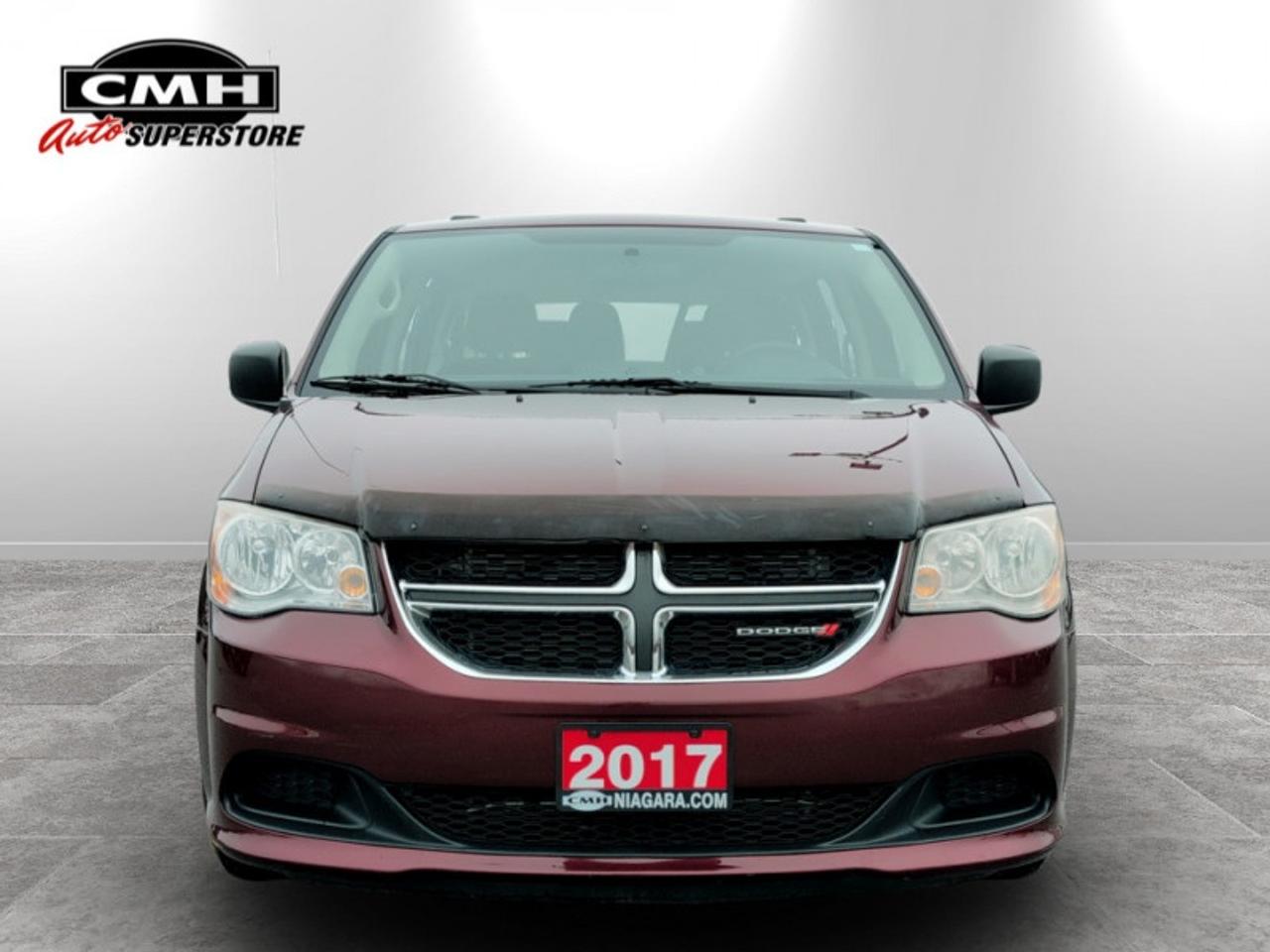 2017 Dodge Grand Caravan SE ``Canada Value Pkg``  **LOW KMS** Photo
