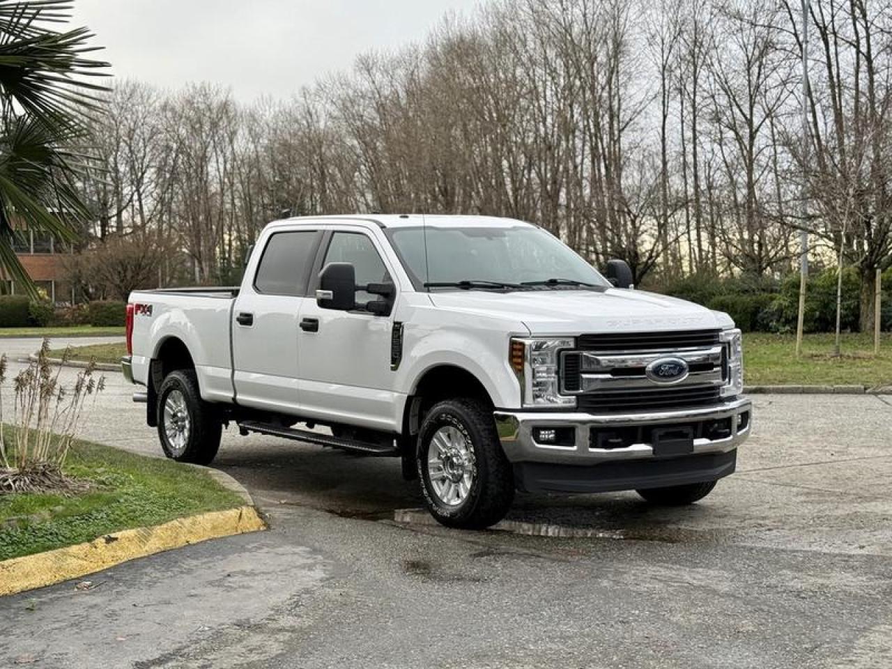 Used 2019 Ford F-250 XLT Super Duty 4x4 Crew Cab for sale in Burnaby, BC
