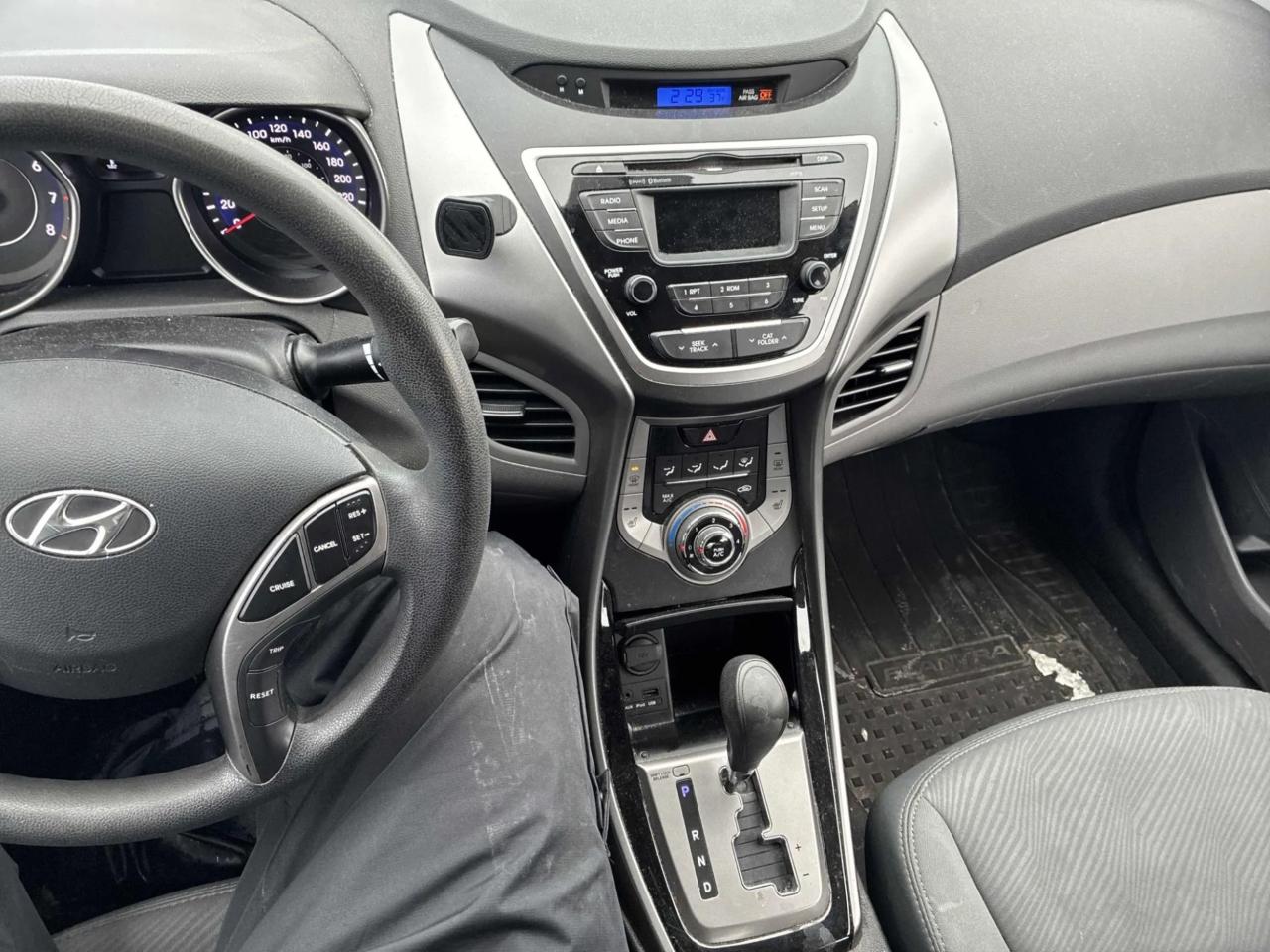 2013 Hyundai Elantra GL Photo