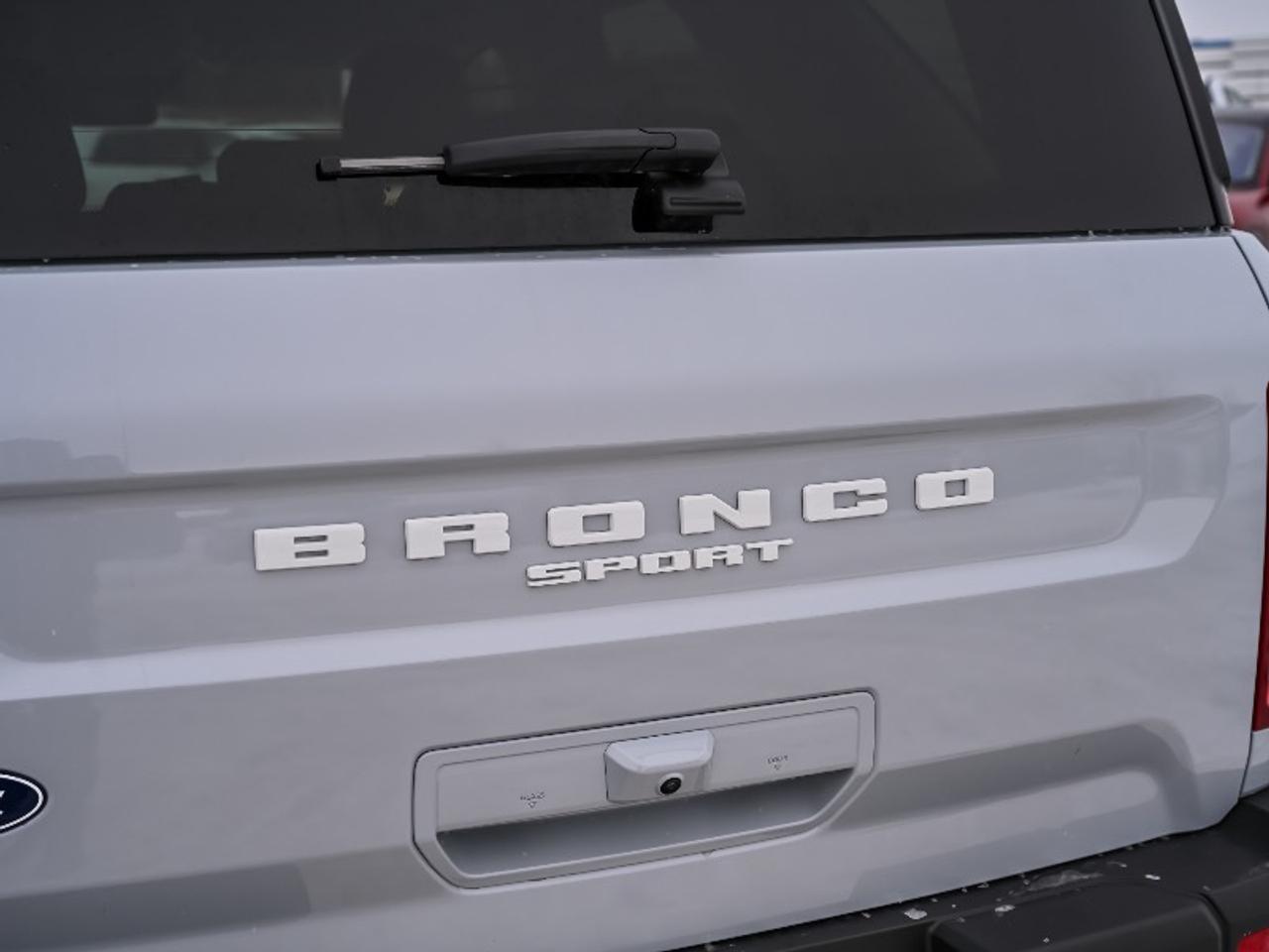 2026 Ford Bronco Sport Outer Banks Photo4