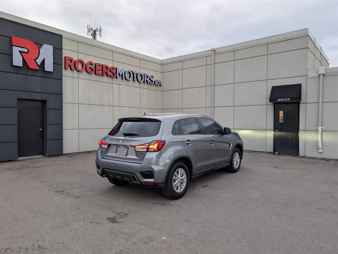 2022 Mitsubishi RVR SE AWD - REV CAM - HTD SEATS - BLUETOOTH Photo
