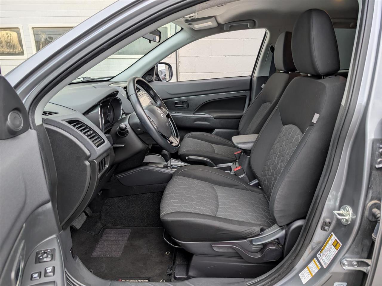 2022 Mitsubishi RVR SE AWD - REV CAM - HTD SEATS - BLUETOOTH