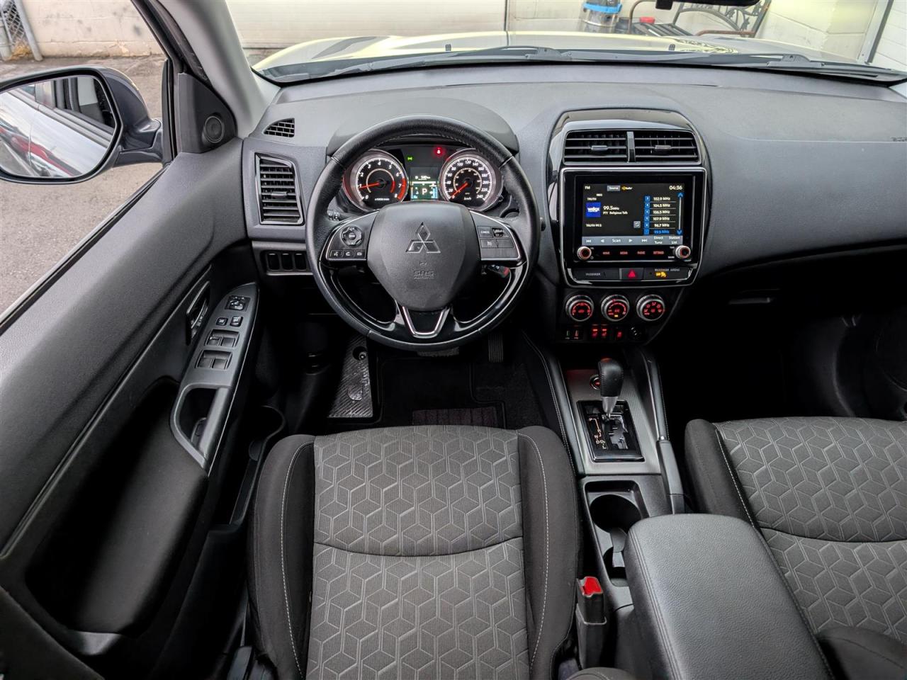 2022 Mitsubishi RVR SE AWD - REV CAM - HTD SEATS - BLUETOOTH Photo