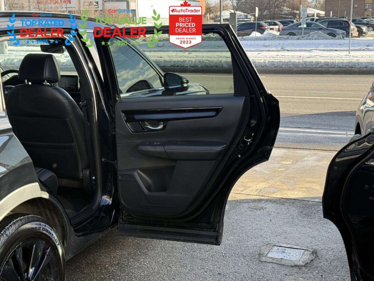 2025 Honda CR-V Hybrid TOURING | SUNROOF | FINANCE | LOADED Photo