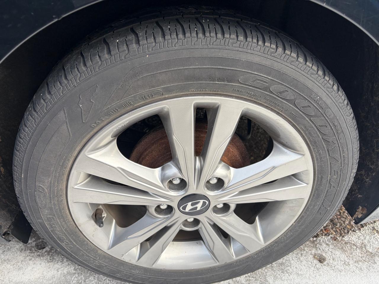 2017 Hyundai Elantra GL Photo