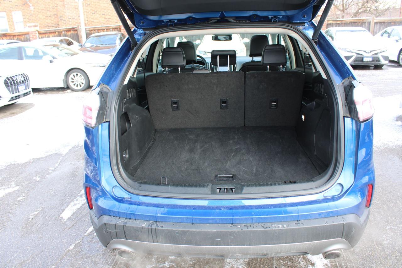 2024 Ford Edge Titanium Photo