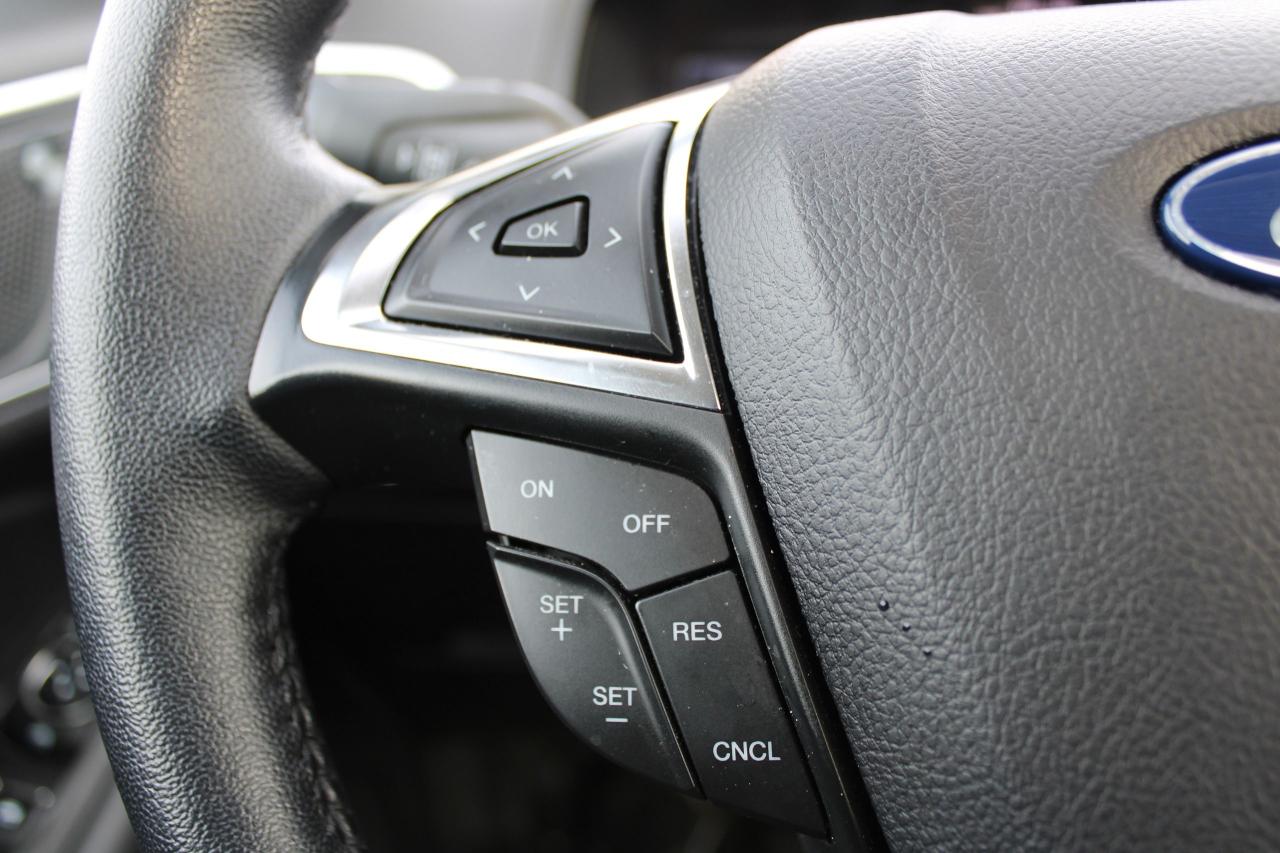 2024 Ford Edge Titanium Photo