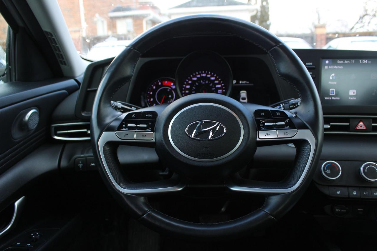 2023 Hyundai Elantra Preferred Photo