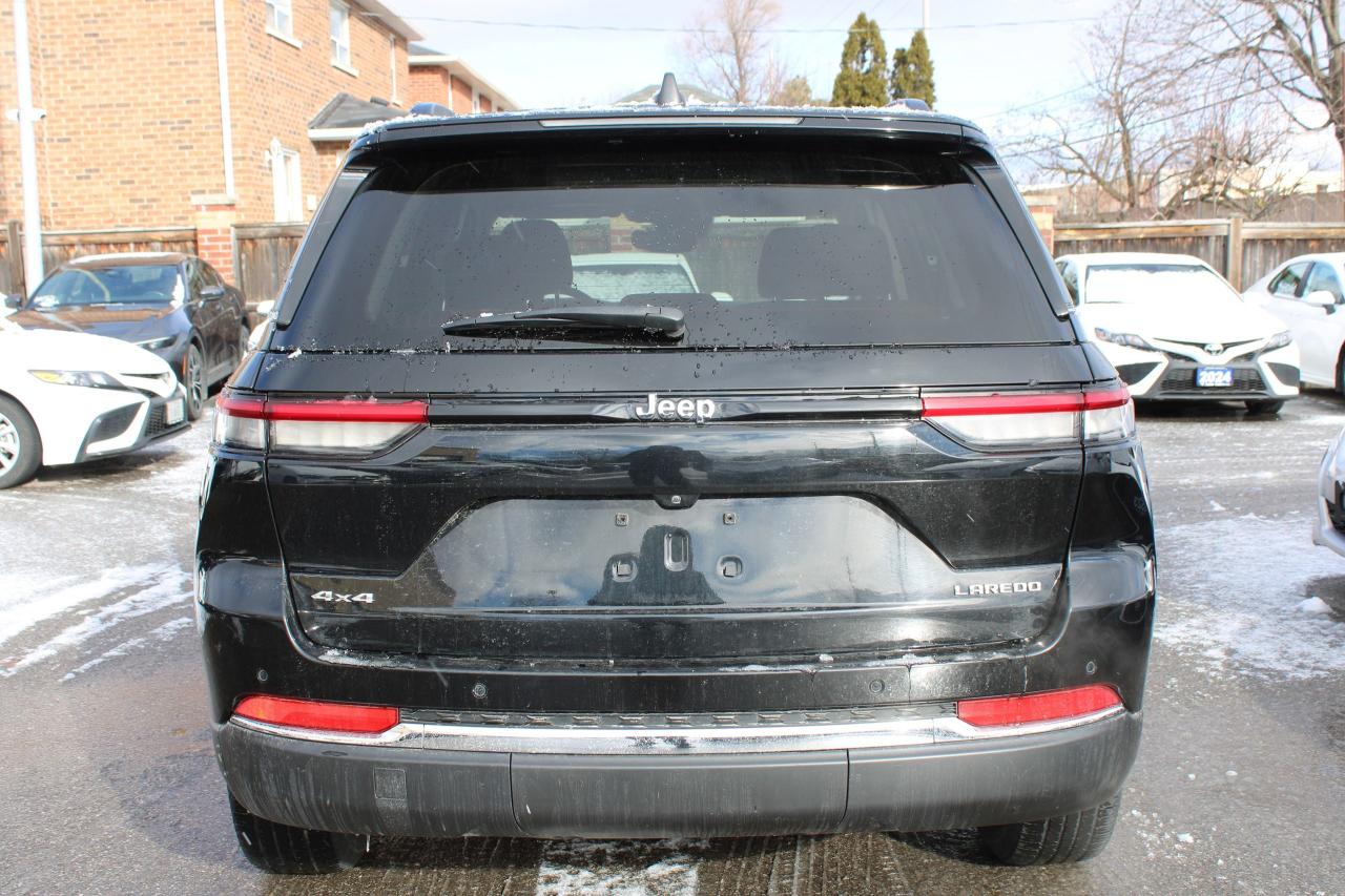 2023 Jeep Grand Cherokee Laredo Photo