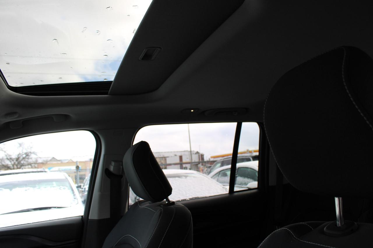 2023 Jeep Grand Cherokee Laredo Photo