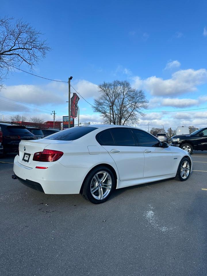 2015 BMW 5 Series 528i M sport - Photo #6