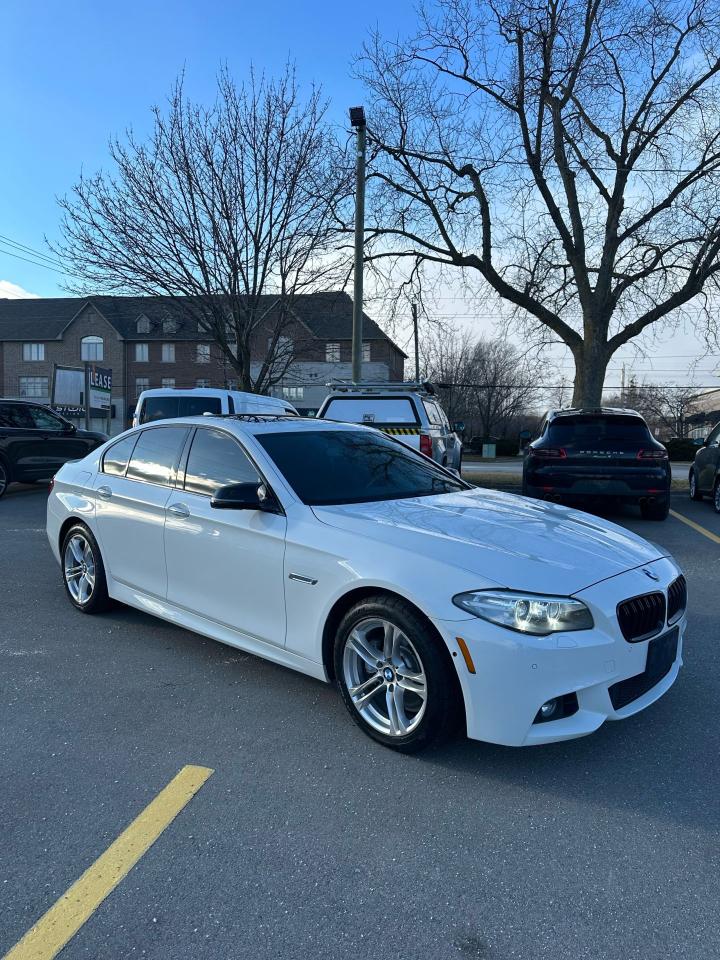 2015 BMW 5 Series 528i M sport Photo