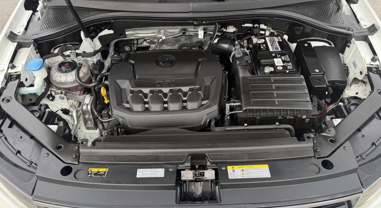 2023 Volkswagen Tiguan Comfortline R-Line Black Edition Photo