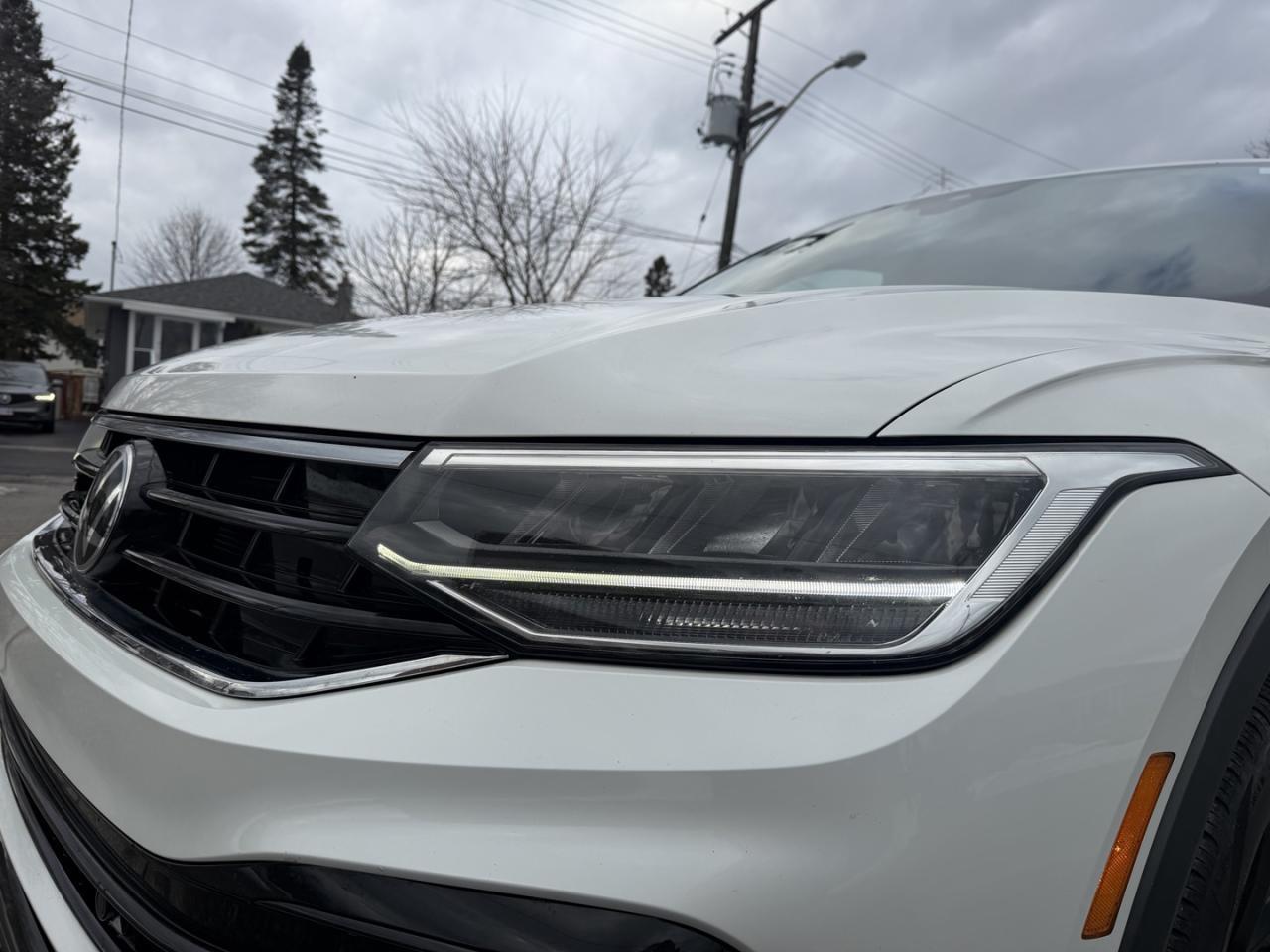 2023 Volkswagen Tiguan Comfortline R-Line Black Edition 4MOTION Photo