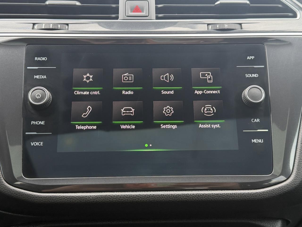 2023 Volkswagen Tiguan Comfortline R-Line Black Edition 4MOTION Photo